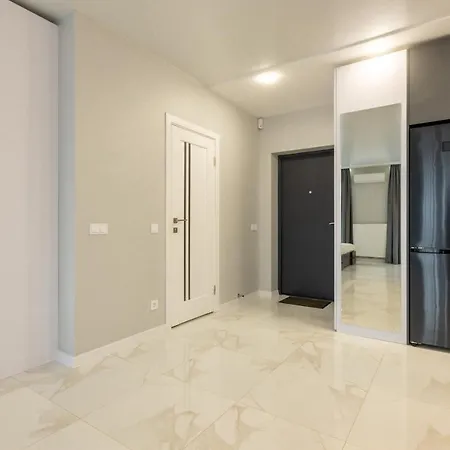 Vip Apartment Near Center Lviv Exterior photo
